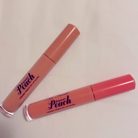Too Faced Peach Lip Oil Gloss